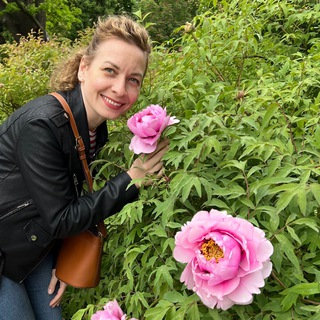Аватар Анна в цветах