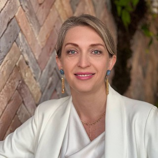 Аватар Магистр астрологии Елена | Гороскоп Прогноз Соляр