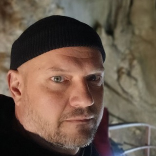 Аватар Telegram-канала Денис БРИТВА Викторов 💈✂️💸 Бизнес-эксгибиционизм BarberCrew corporation