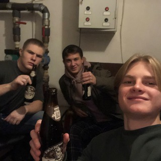 Аватар Telegram-канала спортсмены ëпта)