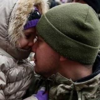 Аватар Telegram-канала Демобилизация и разрыв контракта, увольнение с СВО. Новости с фронта (Хочу домой)