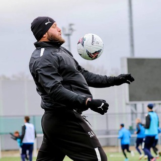 Аватар Telegram-канала Вяльчинов Дмитрий|⚽️| ВРАТАРСКИЕ ТРЕНИРОВКИ