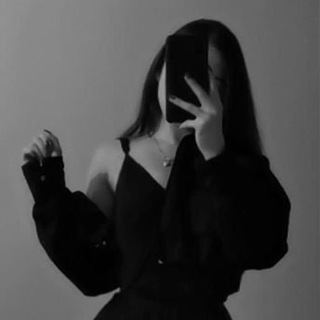 Аватар Telegram-канала Фотки на аву для девушек (без лица) | фейк фоточки для пранка 🧝‍♀