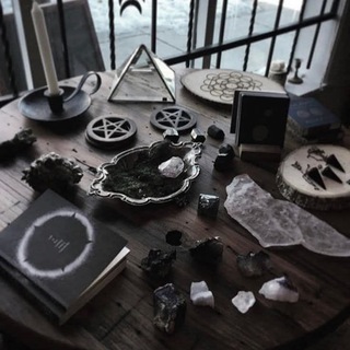 Аватар Устали от неопределенности? ❓ Карты Таро подскажут верный путь. Расклады на отношения, карьеру, финансы. Получите ясность и увер