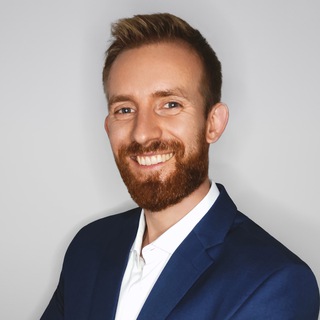 Аватар Telegram-канала Евгений Гнётов | Высокодоходные инвестиции