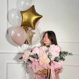 Аватар Telegram-канала Идея Праздника — шары и цветы с бесплатной доставкой по Уфе.