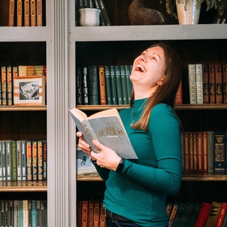 Аватар Книжный клуб Ксении Ильянович