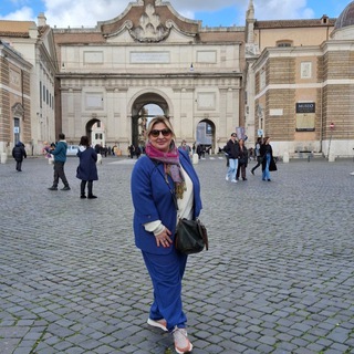 Аватар Telegram-канала Итальянский язык с Олесей Липиной