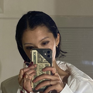 Аватар Telegram-канала корейская женщина про маркетинг и продажи