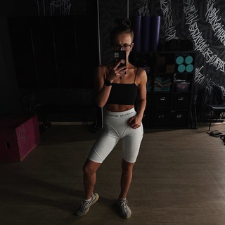 Аватар Telegram-канала Картавый медик на шпагате 🤸🏼‍♀️