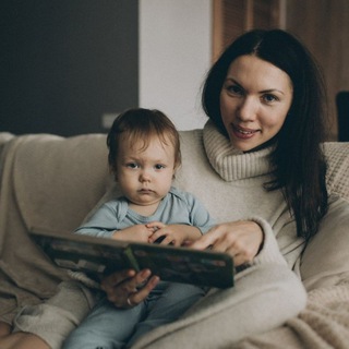 Аватар Telegram-канала Развивай по Монтессори с Олей