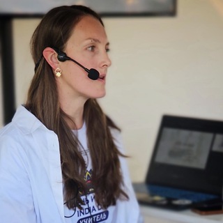 Аватар Telegram-канала 🧘‍♀️Марина Пуговкина. Медитации для начинающих