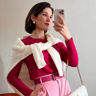 Аватар Telegram-канала НАСТЯ КОМИССАРОВА | стиль