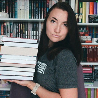 Аватар Telegram-канала Любительница читать по ночам || Night Mystery 16