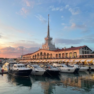 Аватар Telegram-канала Недвижимость Сочи от Елены Збавитель