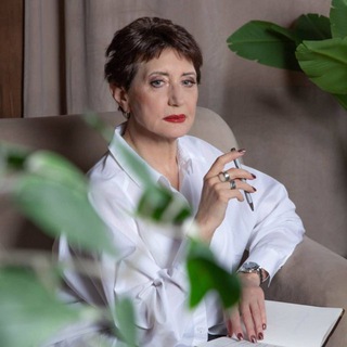 Аватар Telegram-канала Недвижимость с красотой | Регина Савостина