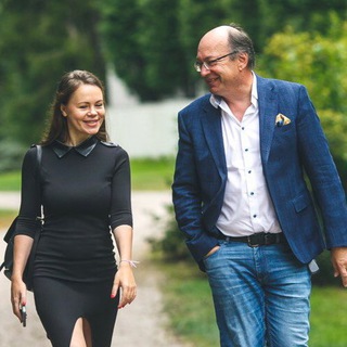 Аватар Telegram-канала Инвестируем с Розенфельдами!