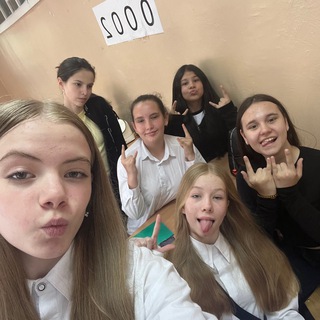 Аватар Telegram-канала обсуждаем и осуждаем