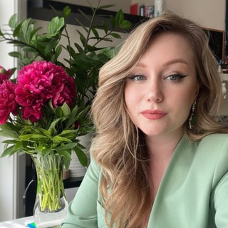 Аватар Лидия Денисенко | Психология силы женщины + ИИ