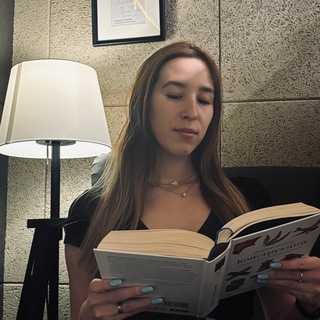 Аватар Telegram-канала Счастье в книжке 📚 книги | лайфстайл