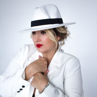 Аватар Telegram-канала Школа стиля со Светланой Дубковой