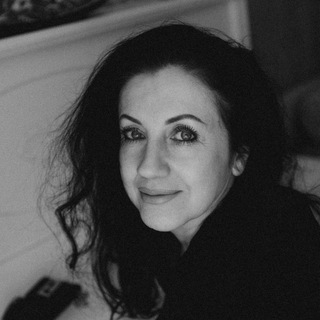 Аватар Telegram-канала Скраковская Жанна | Ваш креативный дизайнер