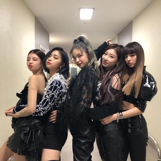 Аватар Telegram-канала Все песни itzy💞
