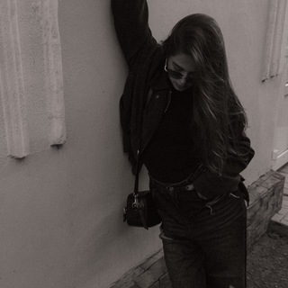 Аватар Telegram-канала молодая мама соня свэг