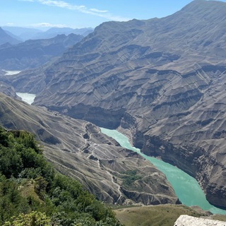 Аватар Telegram-канала Туры по Дагестану . Расул Гамзатов