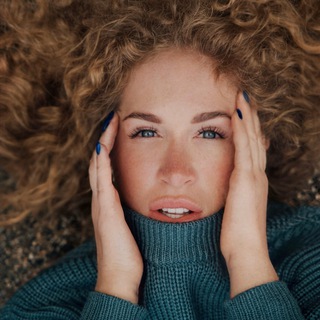 Аватар Telegram-канала БЛОГЕР 🌍 С Миру по Нитке