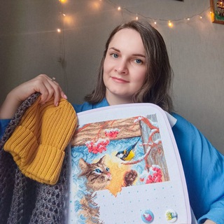 Аватар Telegram-канала Виолетта про вязание и вышивку 🧶🪡🧵